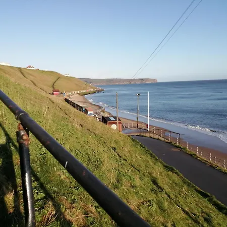 Bernie's Watch, Holiday home